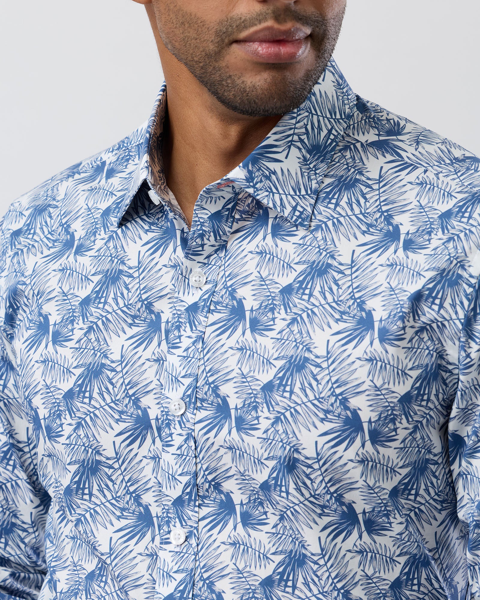 STRETCH PERFORMANCE REG FIT SHIRT