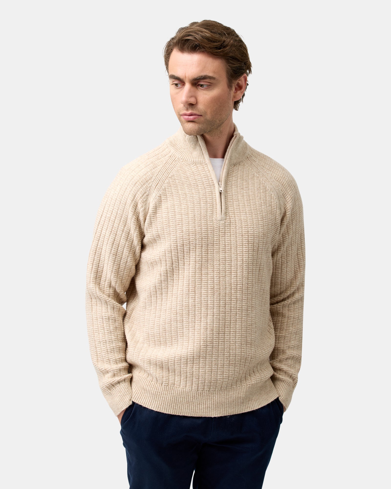 HALF ZIP PULLOVER