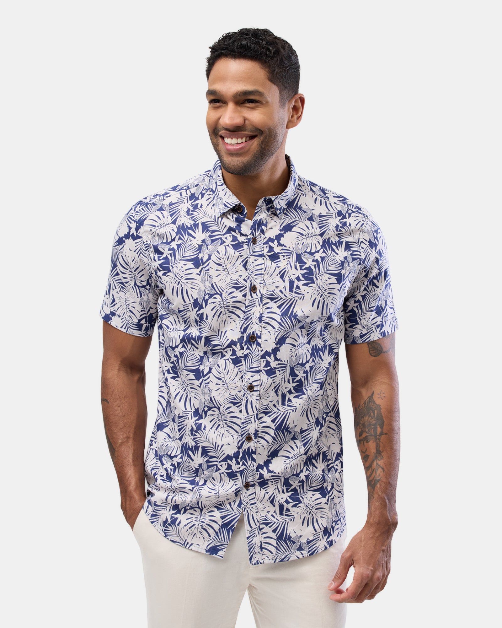 SHORT SLEEVE CASUAL SHIRT