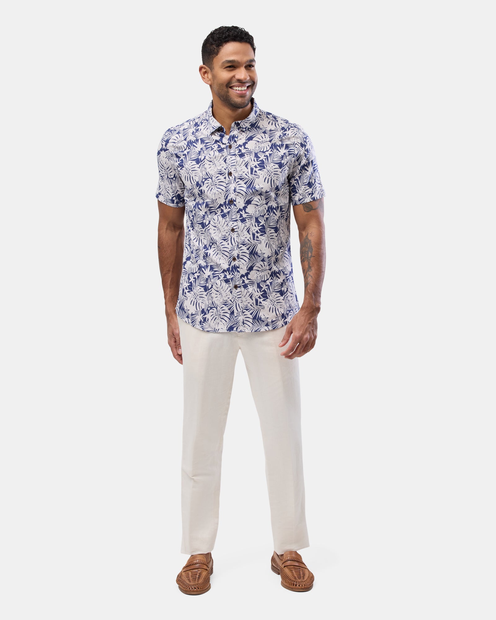 SHORT SLEEVE CASUAL SHIRT