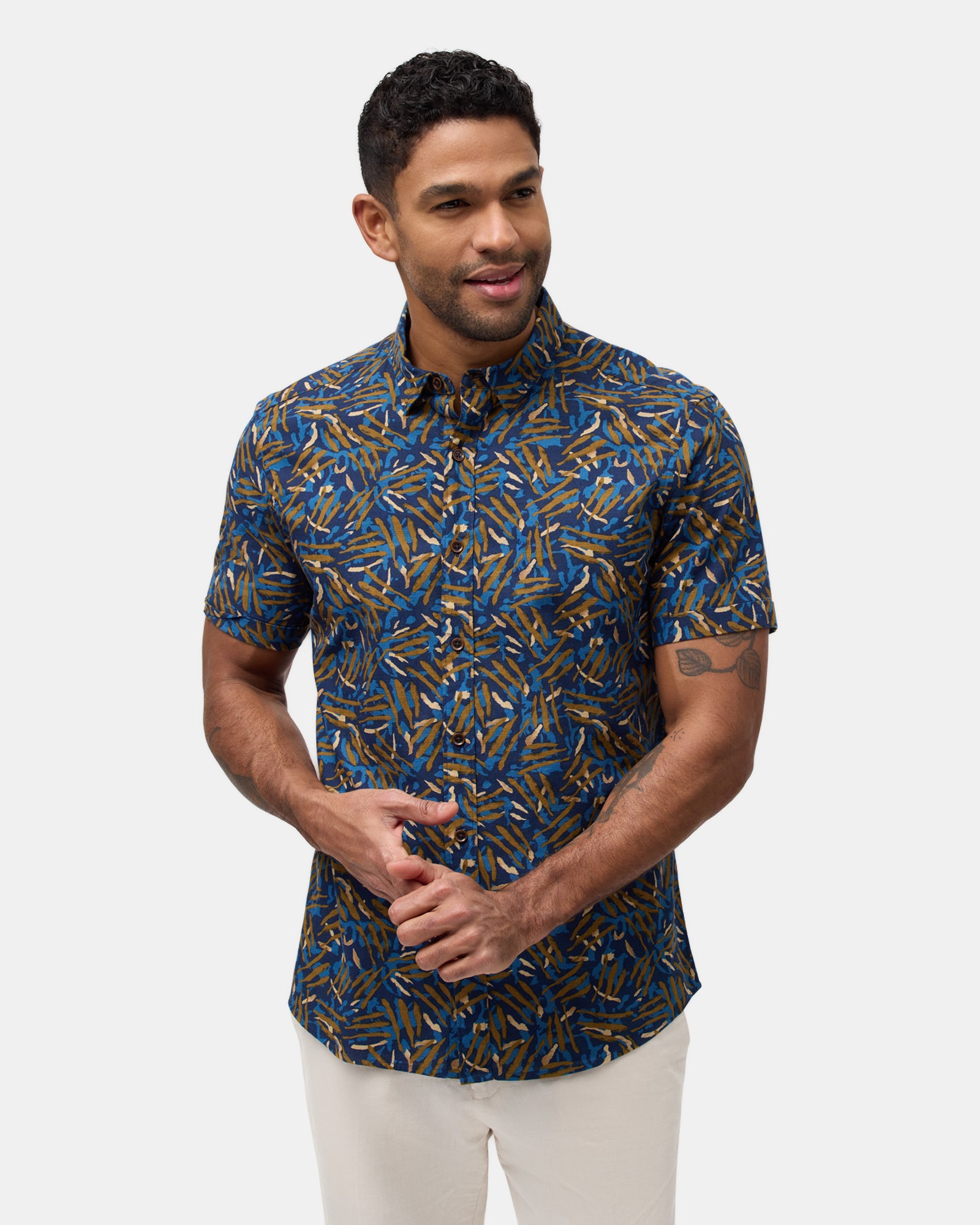 SHORT SLEEVE CASUAL SHIRT