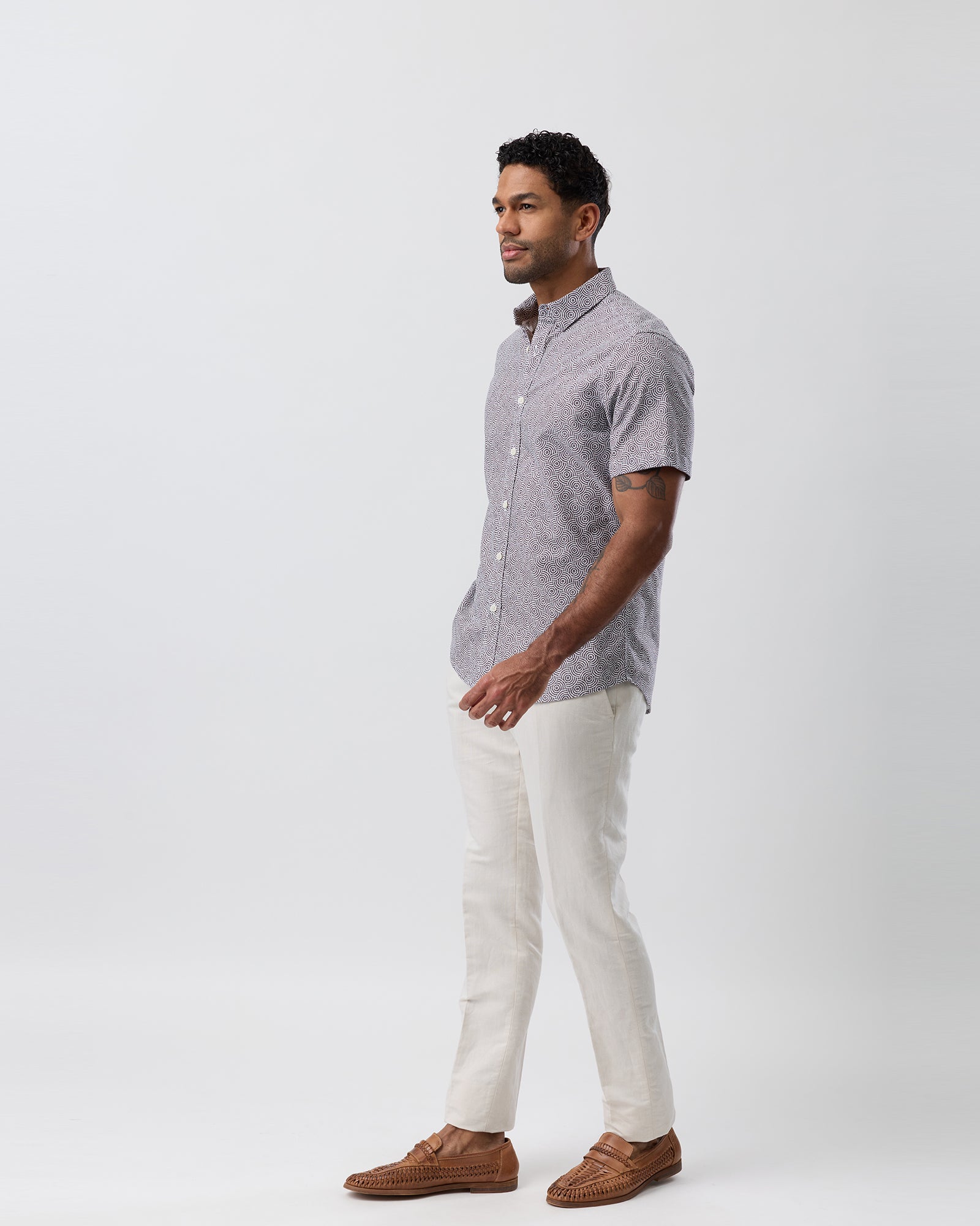 SHORT SLEEVE CASUAL SHIRT