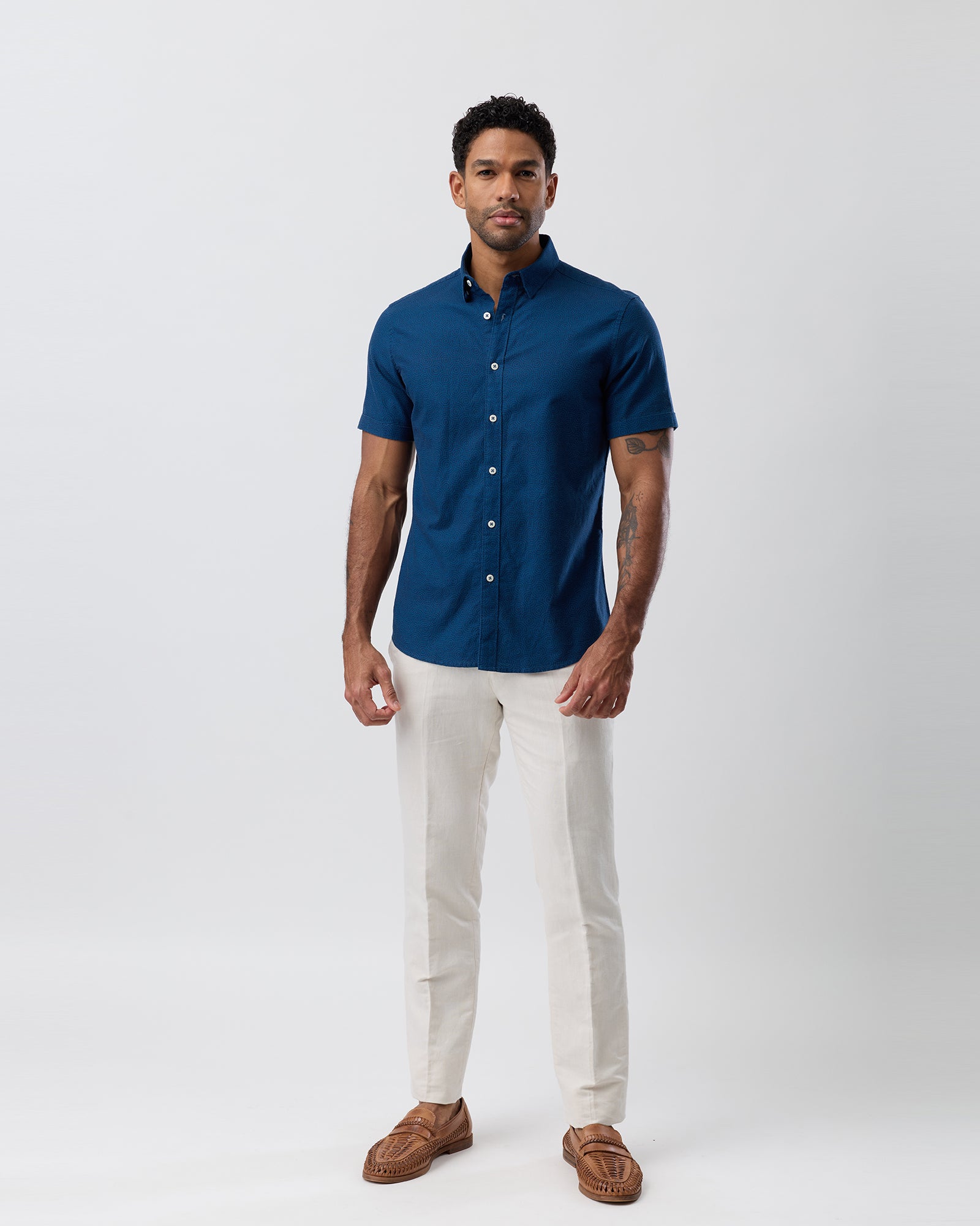 SHORT SLEEVE CASUAL SHIRT