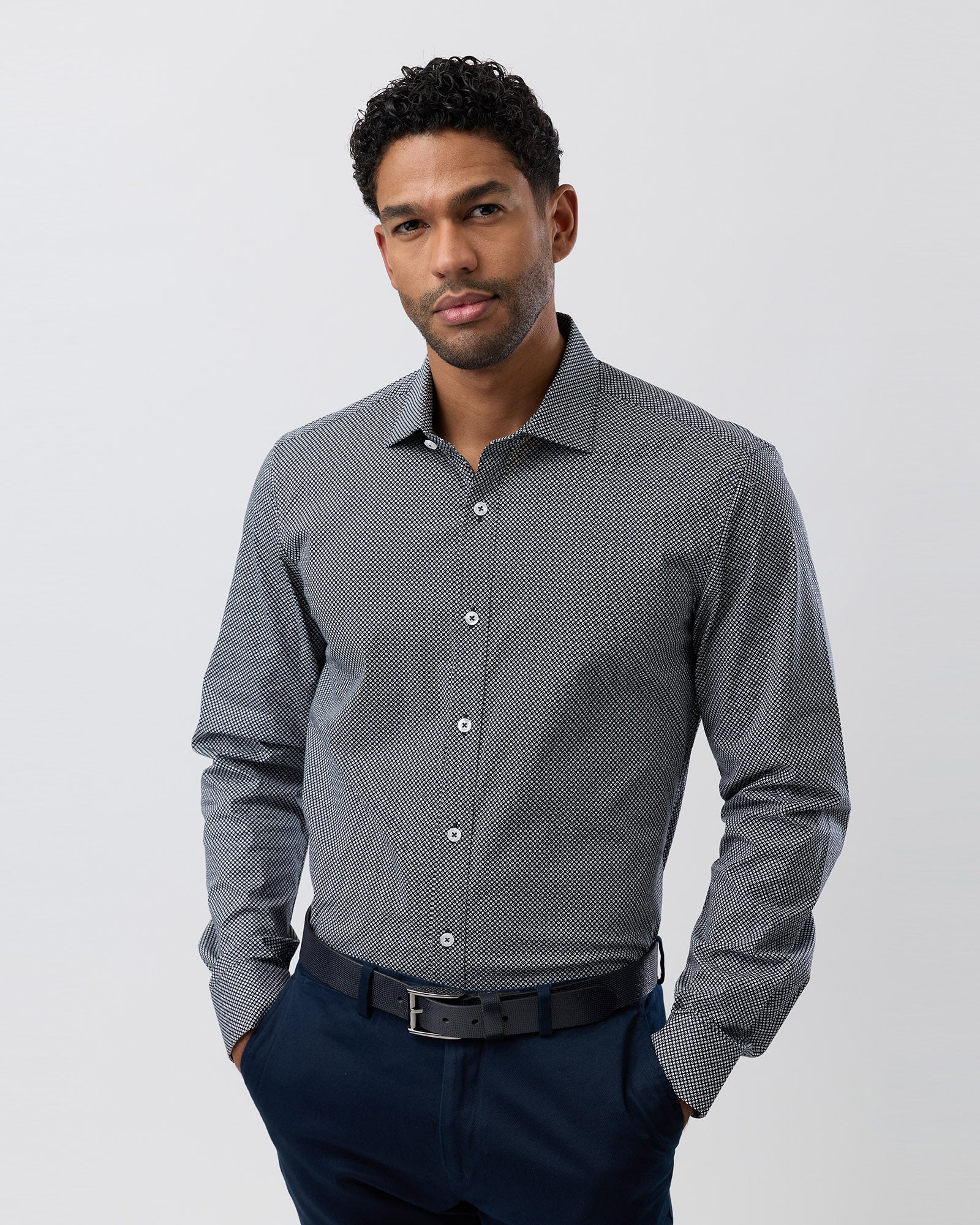 STRETCH PERFORMANCE REG FIT SHIRT