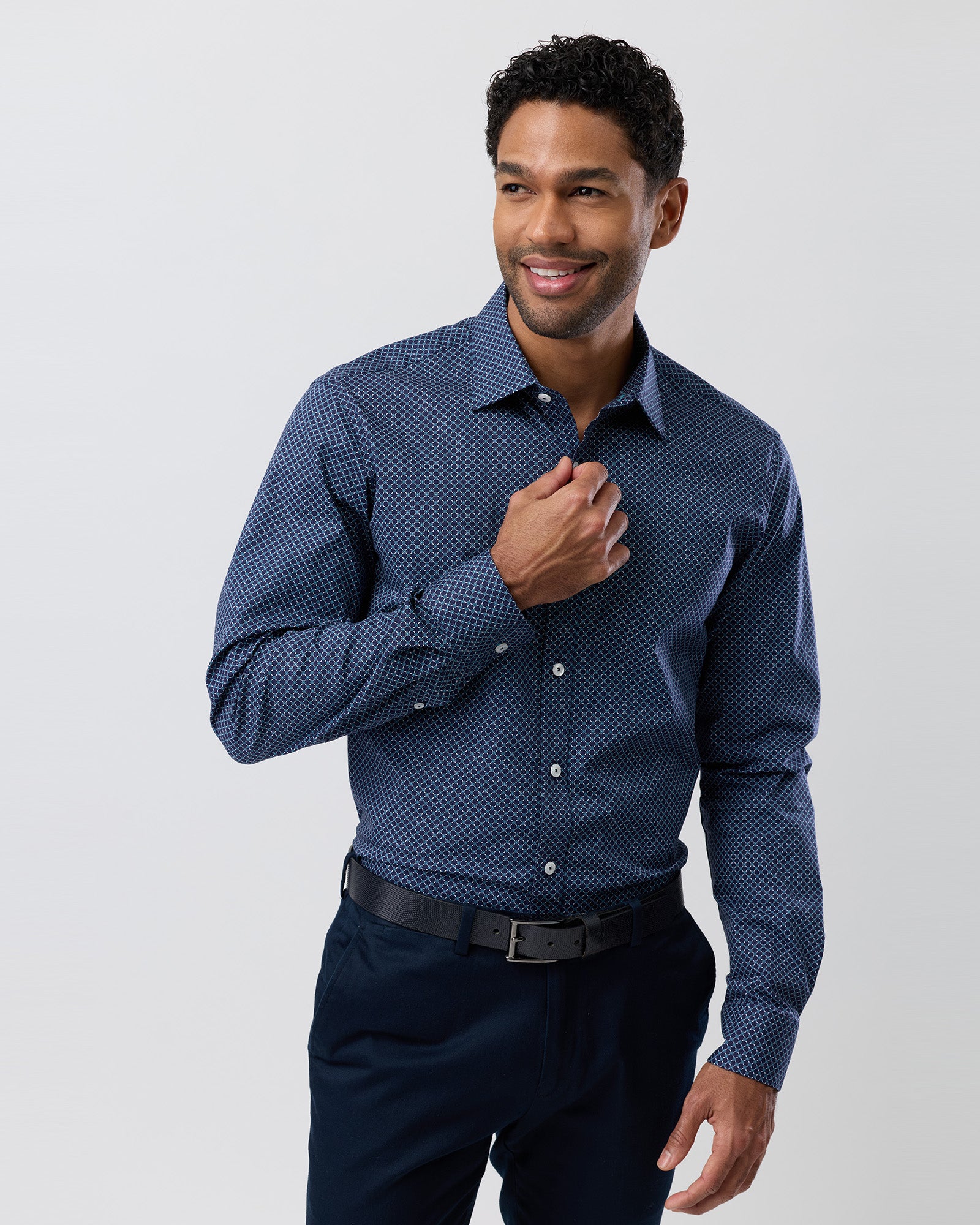 STRETCH PERFORMANCE REG FIT SHIRT