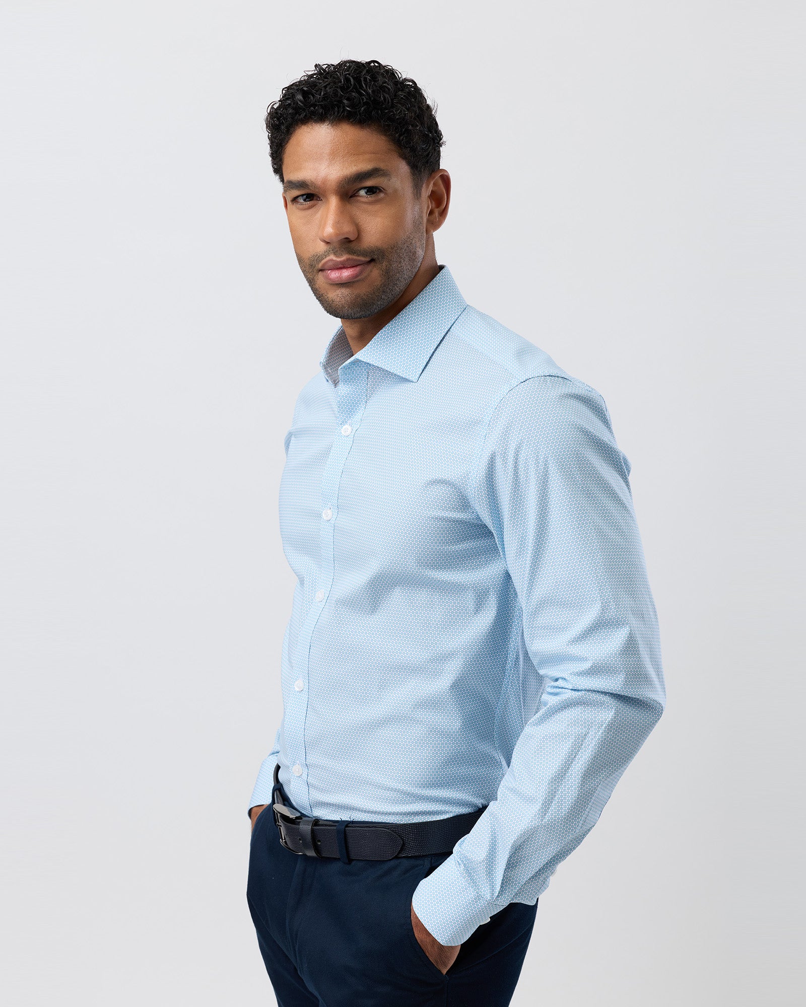 STRETCH PERFORMANCE REG FIT SHIRT