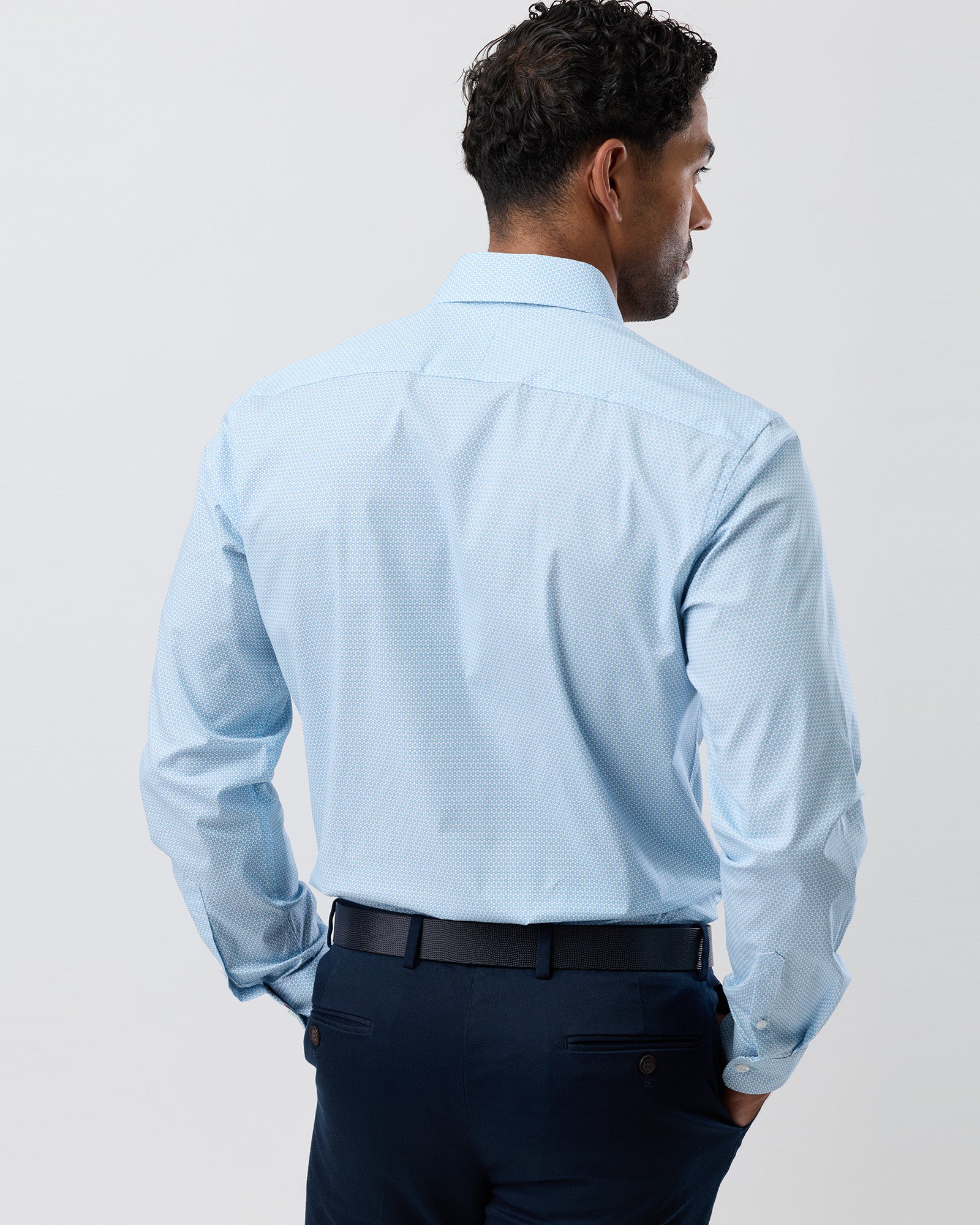 STRETCH PERFORMANCE REG FIT SHIRT