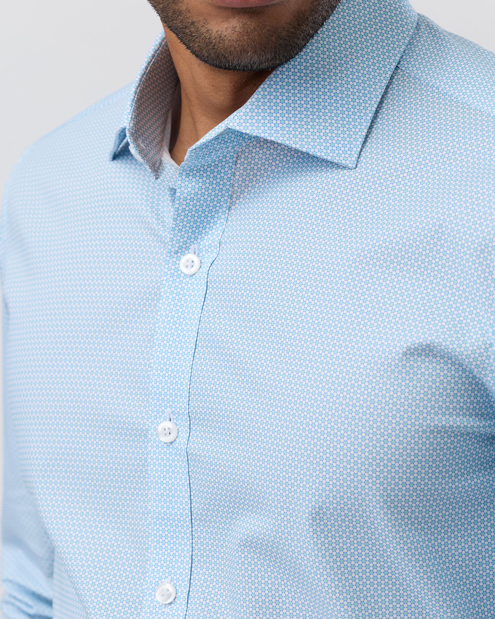 STRETCH PERFORMANCE REG FIT SHIRT