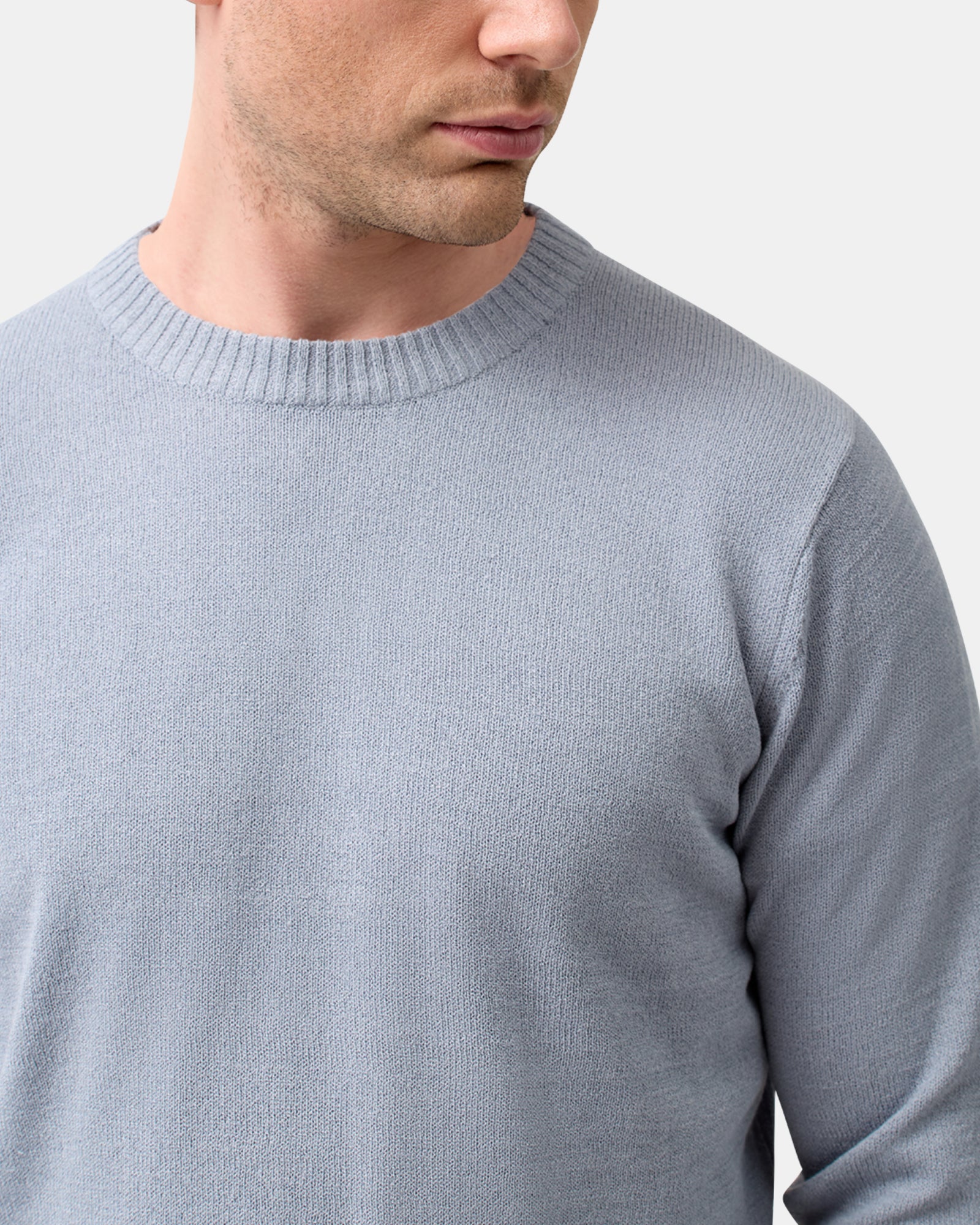 BOUCLE CREW NECK KNIT