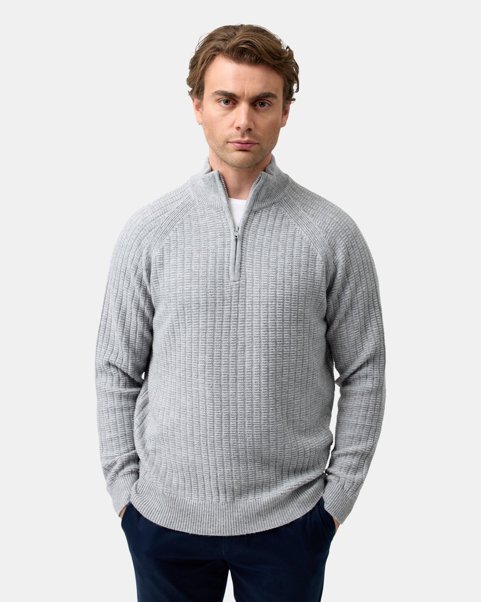 HALF ZIP PULLOVER