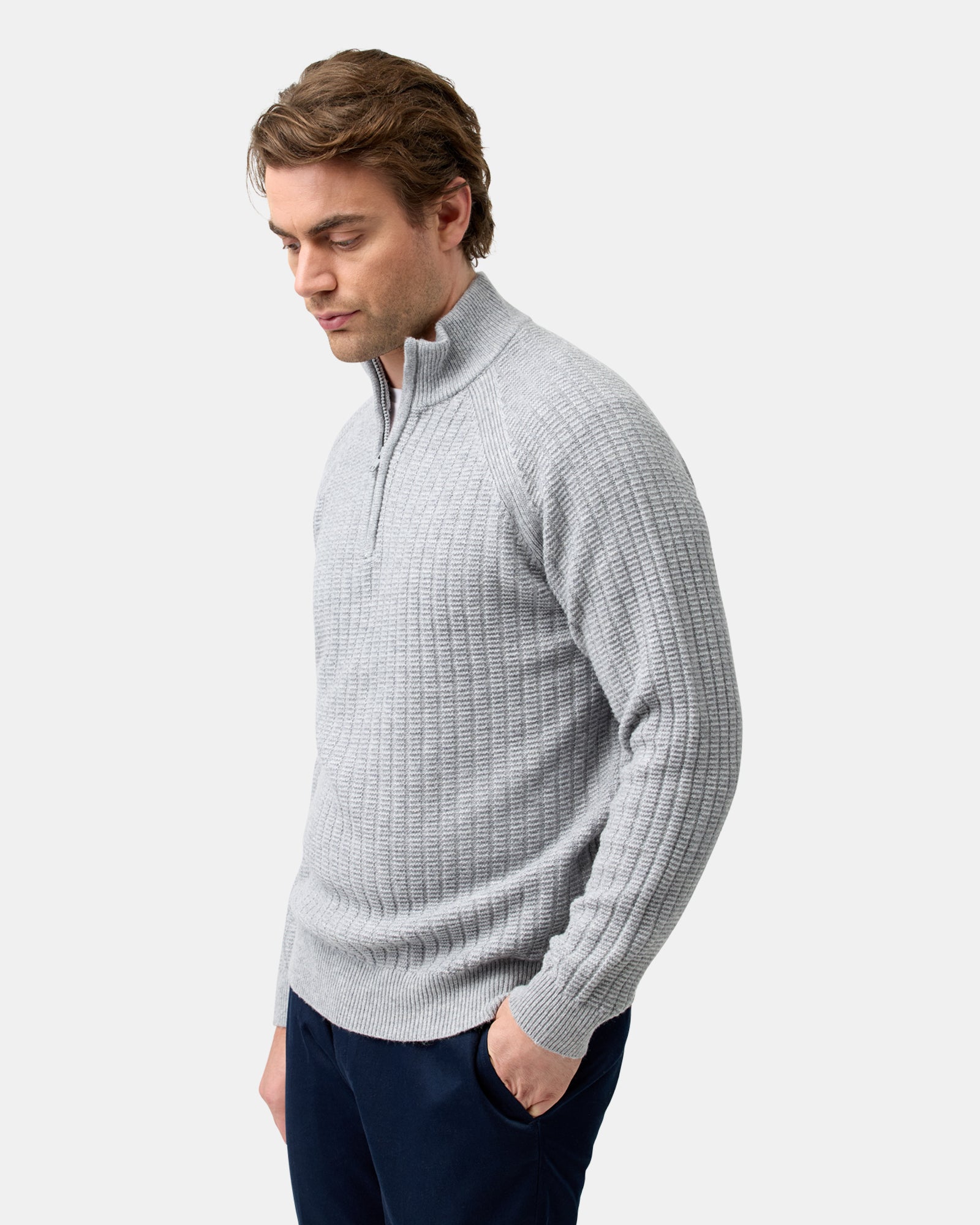 HALF ZIP PULLOVER