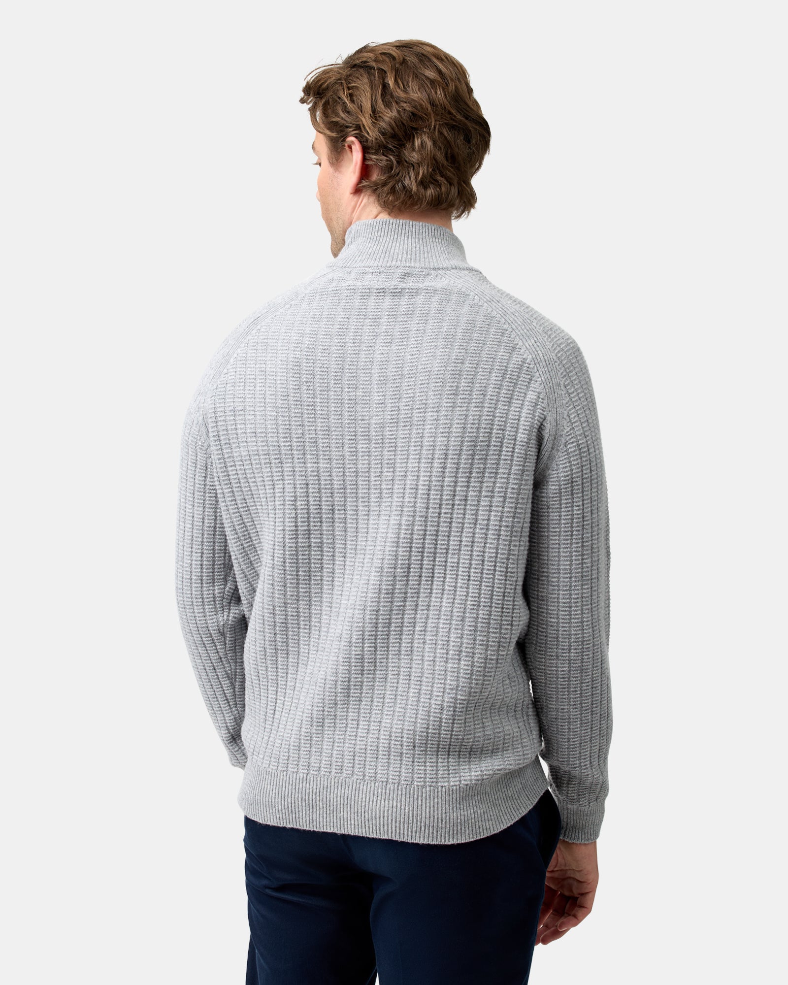 HALF ZIP PULLOVER