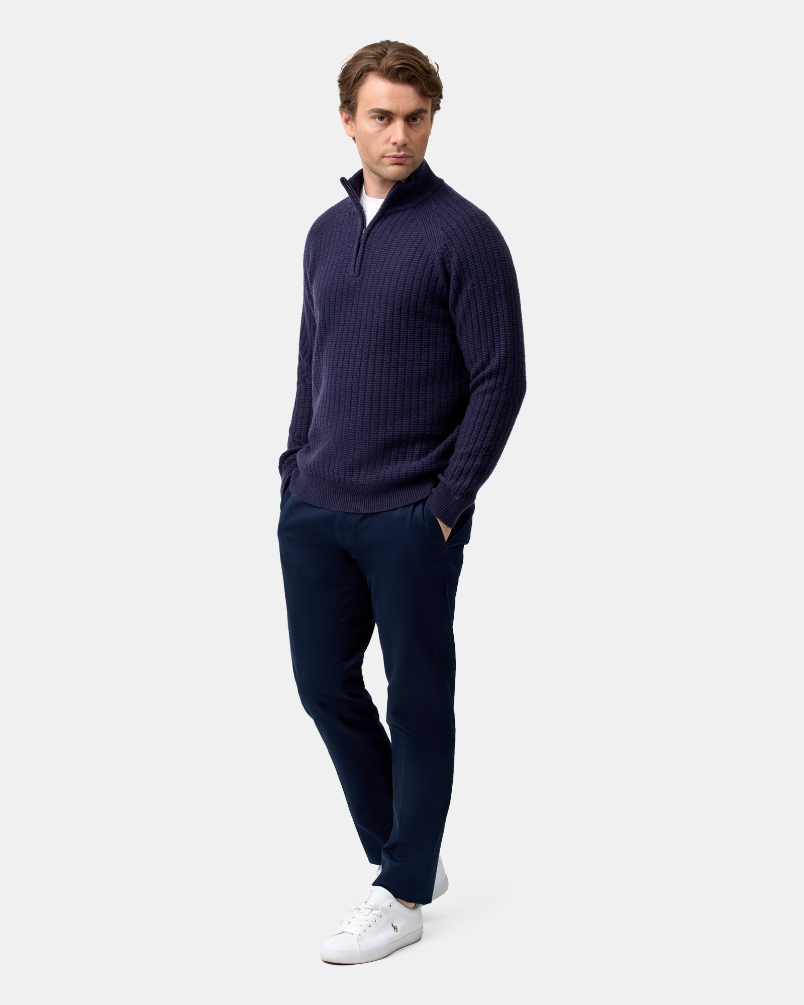 HALF ZIP PULLOVER