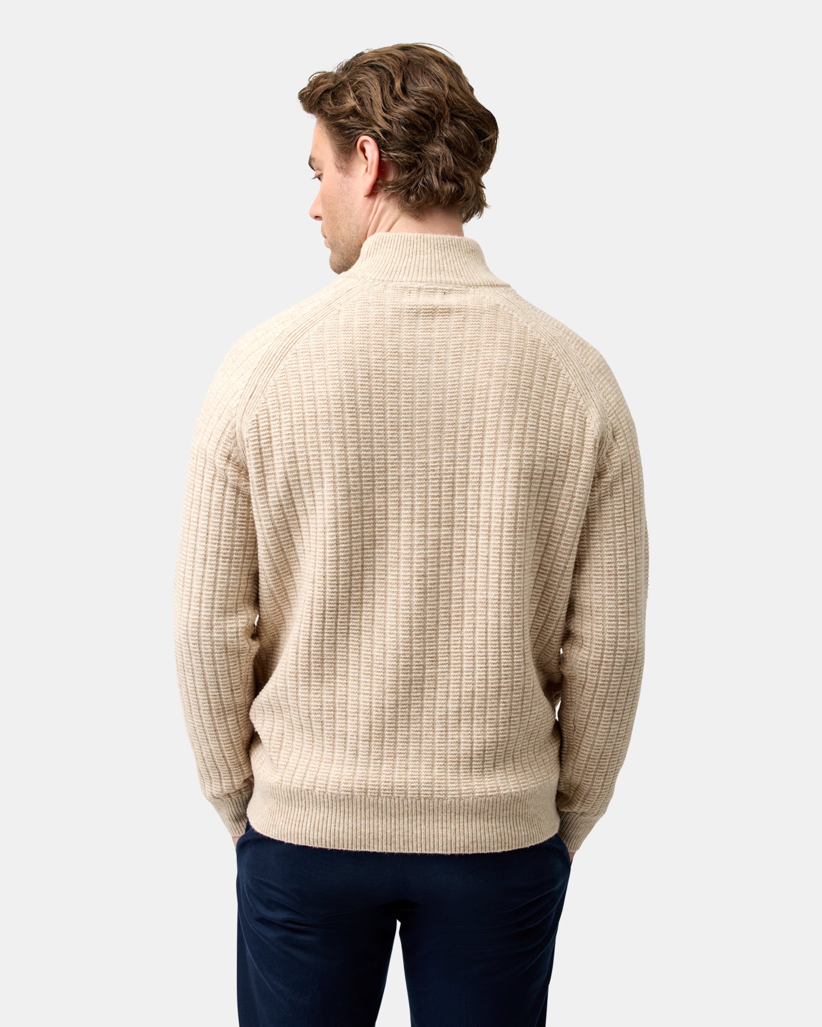 HALF ZIP PULLOVER