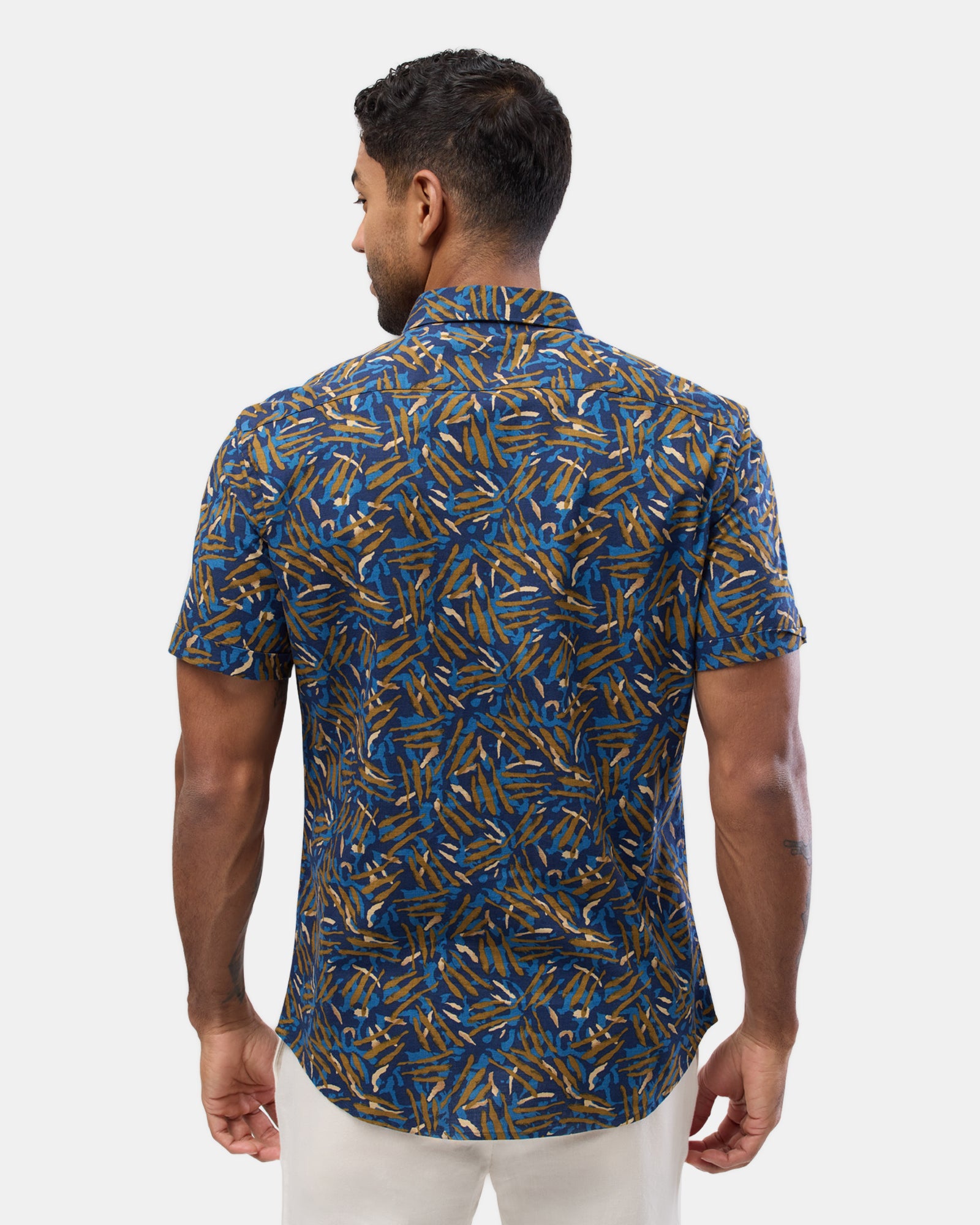 SHORT SLEEVE CASUAL SHIRT
