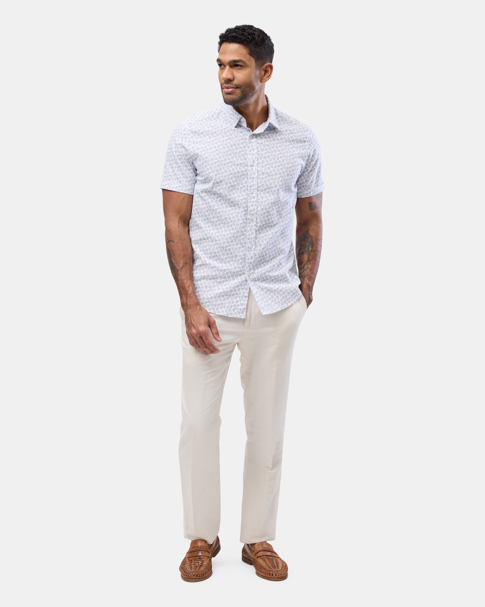 SHORT SLEEVE CASUAL SHIRT