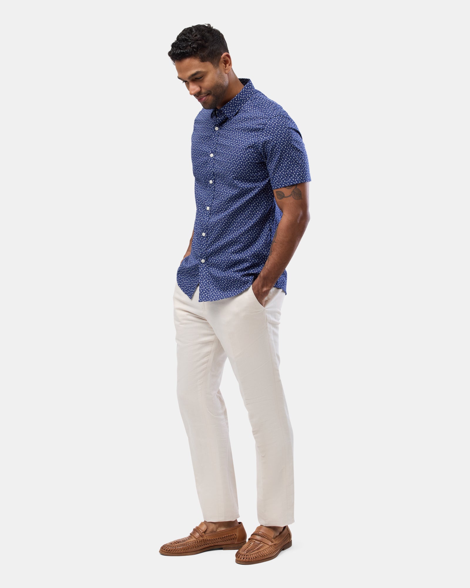 SHORT SLEEVE CASUAL SHIRT