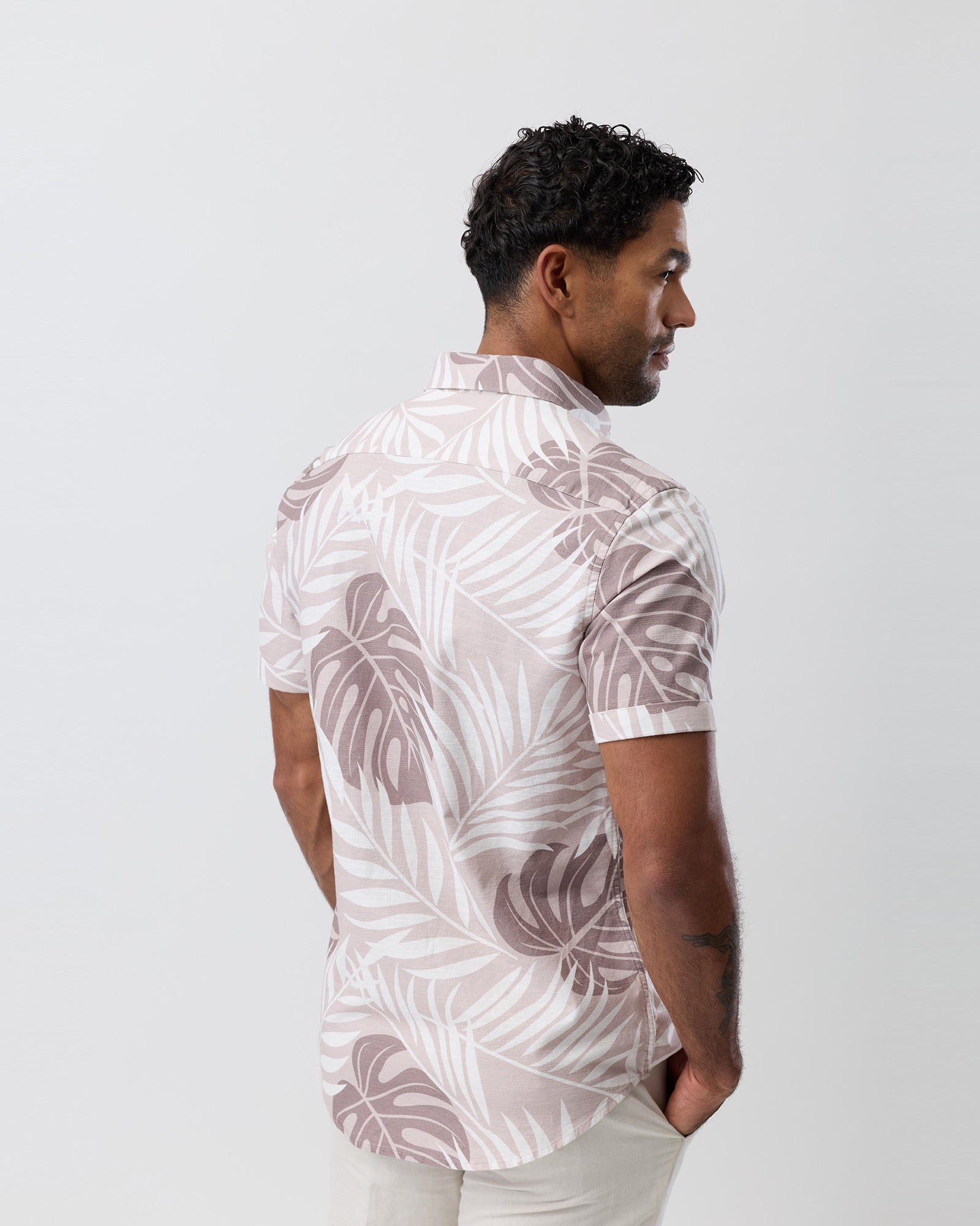 SHORT SLEEVE CASUAL SHIRT