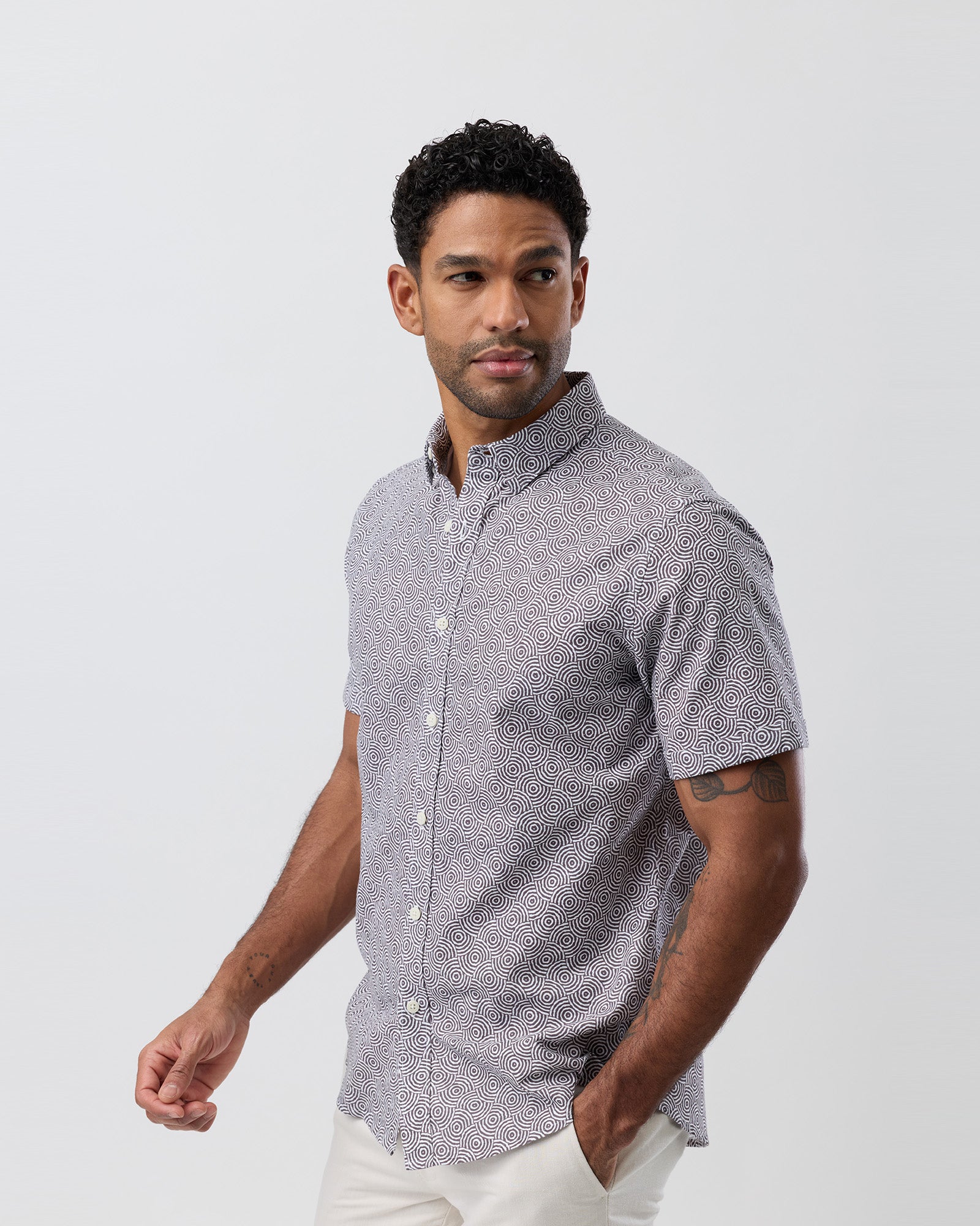SHORT SLEEVE CASUAL SHIRT